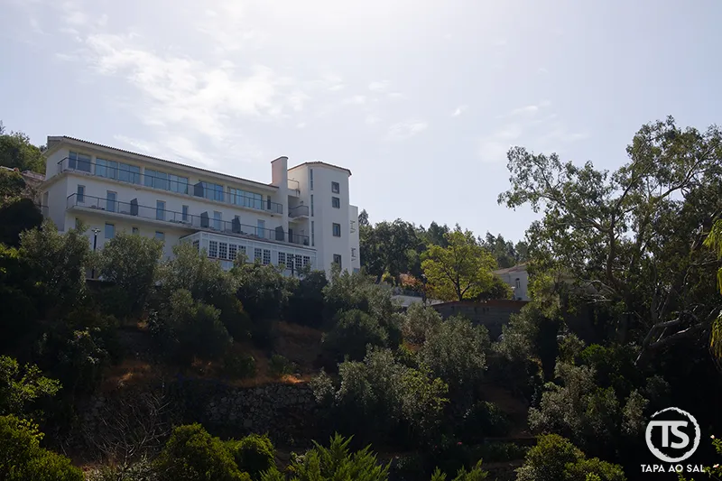 Pure Monchique Hotel na encosta verde das Caldas de Monchique