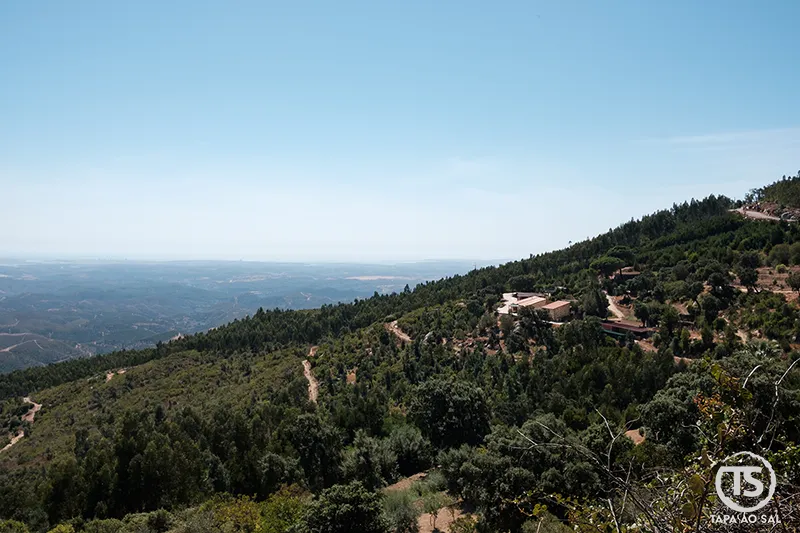 Monchique o que visitar: vista panorâmica da serra a partir da Picota