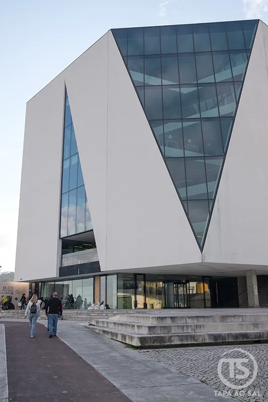 Fábrica das Palavras em Vila Franca de Xira junto à frente ribeirinha